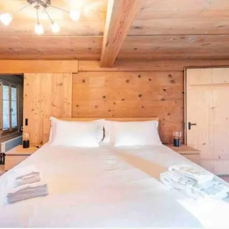 Switzerland 1 *